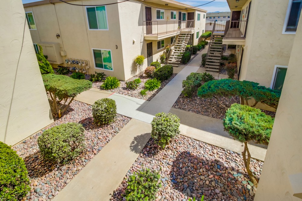 Virtual tour photo 5 of 68 for 1560 Coronado Ave