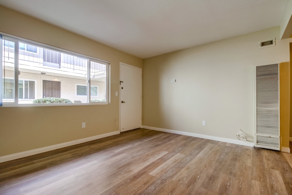Virtual tour photo 8 of 68 for 1560 Coronado Ave