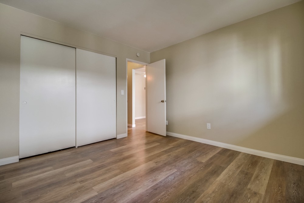 Virtual tour photo 18 of 68 for 1560 Coronado Ave