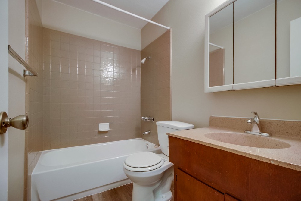 Virtual tour photo 19 of 68 for 1560 Coronado Ave