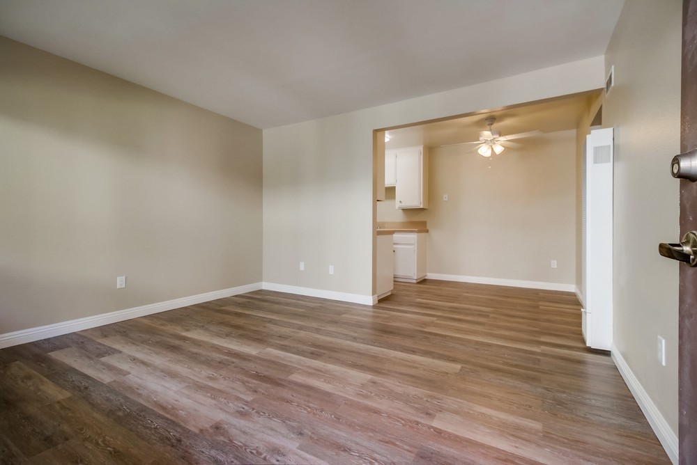 Virtual tour photo 22 of 68 for 1560 Coronado Ave