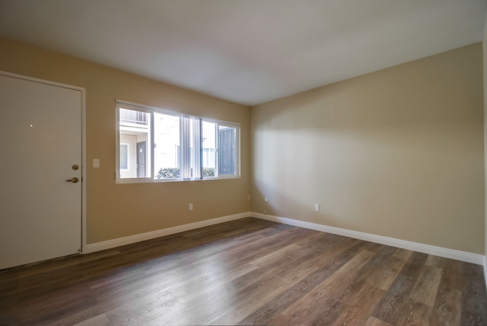 Virtual tour photo 23 of 68 for 1560 Coronado Ave