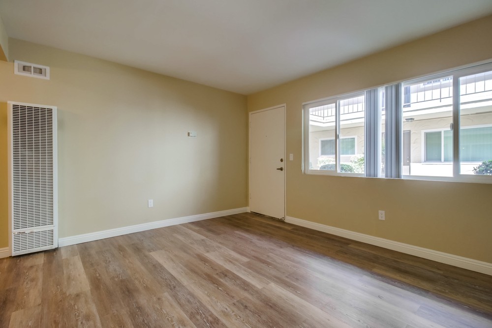 Virtual tour photo 24 of 68 for 1560 Coronado Ave