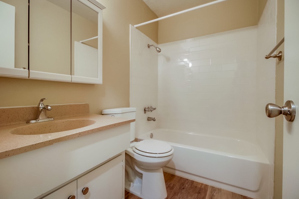 Virtual tour photo 33 of 68 for 1560 Coronado Ave