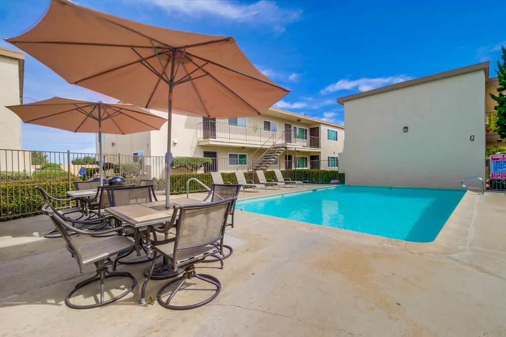 Virtual tour photo 62 of 68 for 1560 Coronado Ave