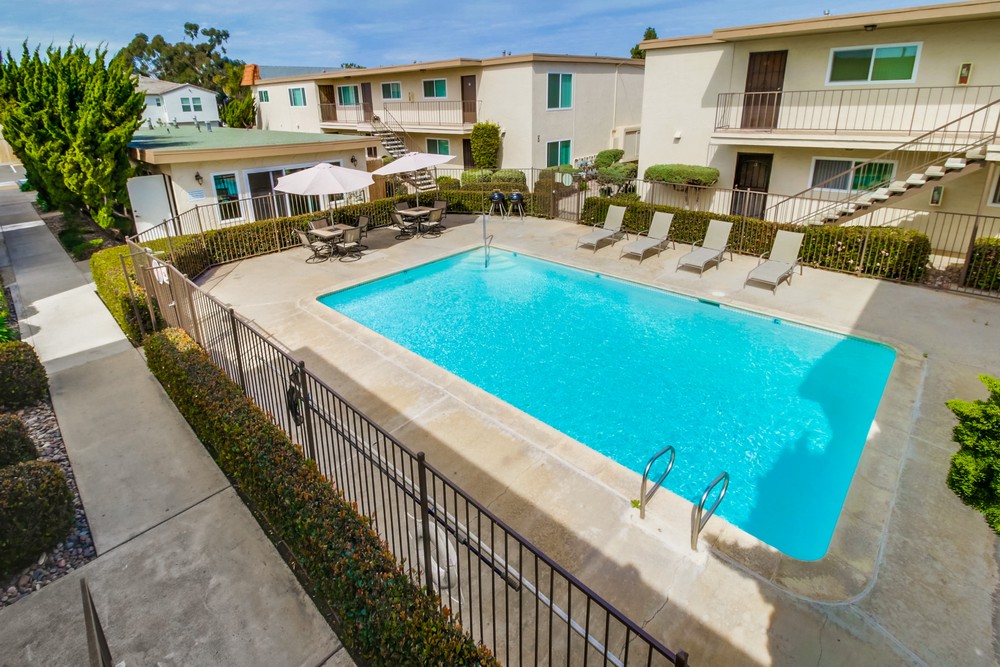 Virtual tour photo 64 of 68 for 1560 Coronado Ave