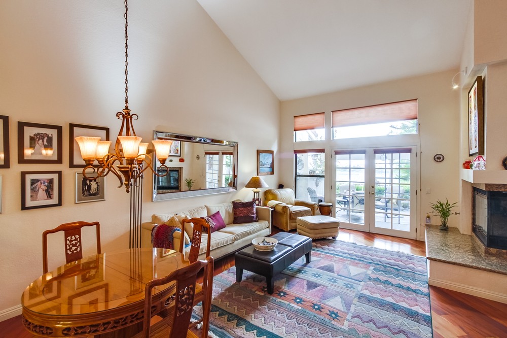 Virtual tour photo 7 of 28 for 15607 Via Marchena