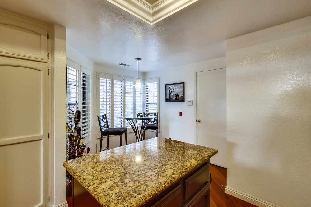 Virtual tour photo 14 of 28 for 15607 Via Marchena