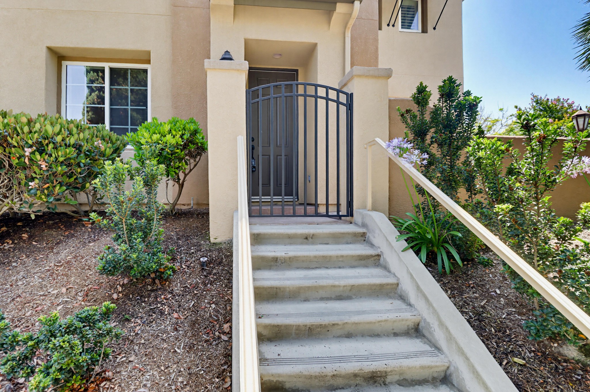 Virtual tour photo 4 of 49 for 1561 Caminito Zaragosa