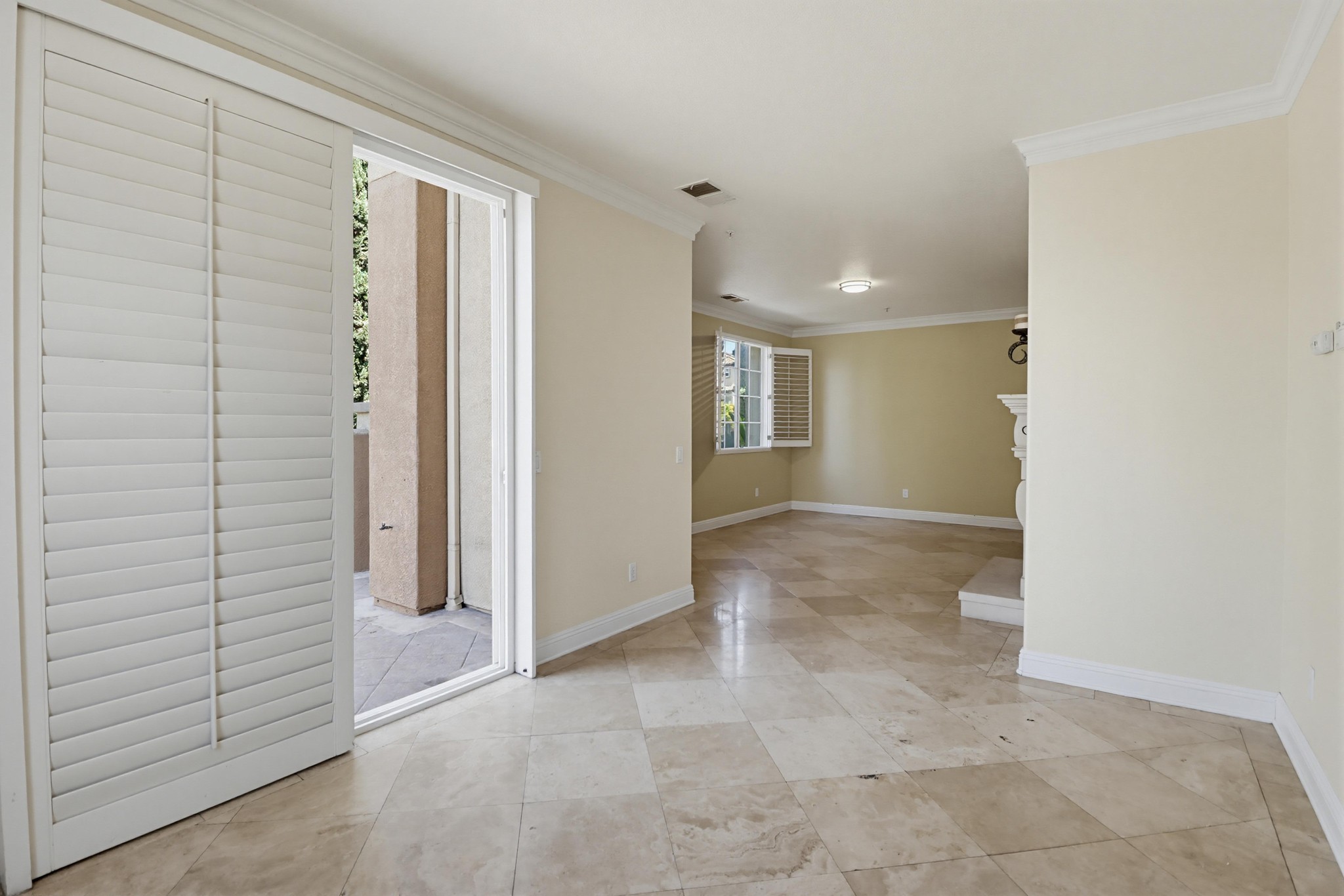 Virtual tour photo 12 of 49 for 1561 Caminito Zaragosa