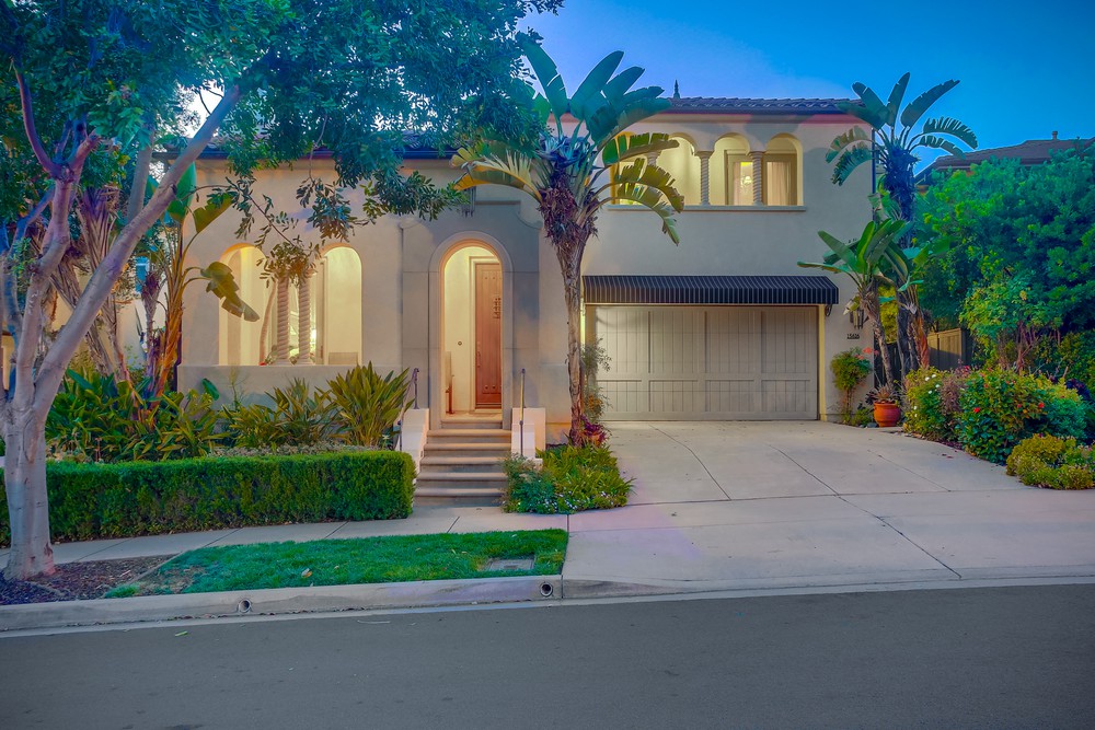 Virtual tour photo 1 of 103 for 15616 New Park Terrace