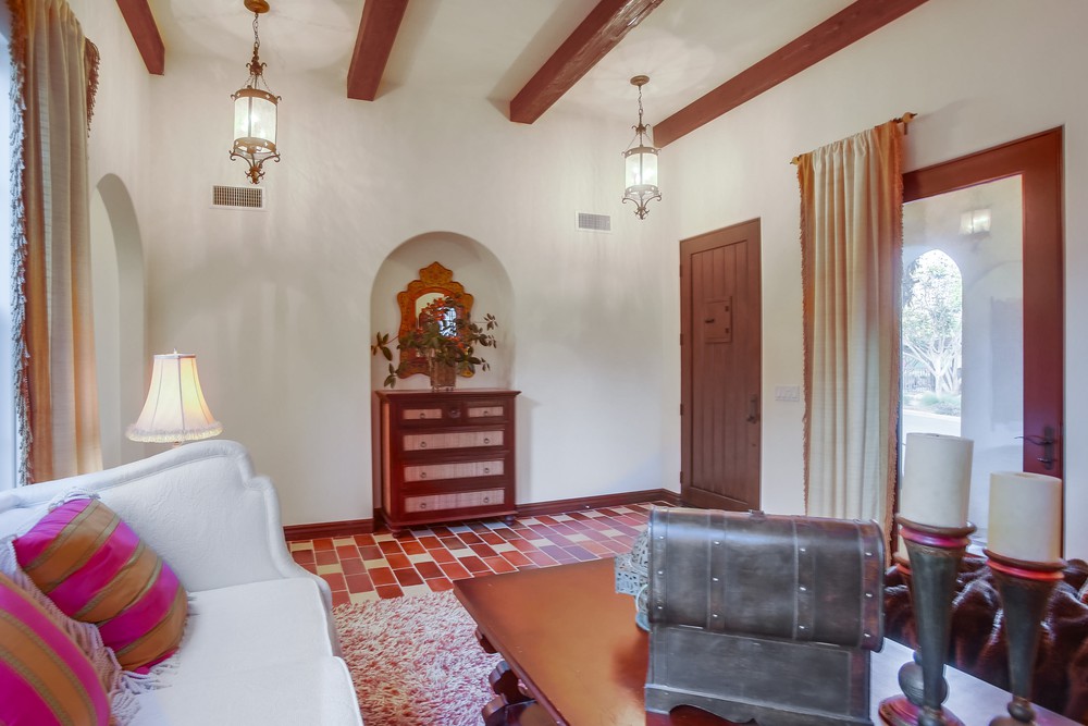 Virtual tour photo 21 of 103 for 15616 New Park Terrace