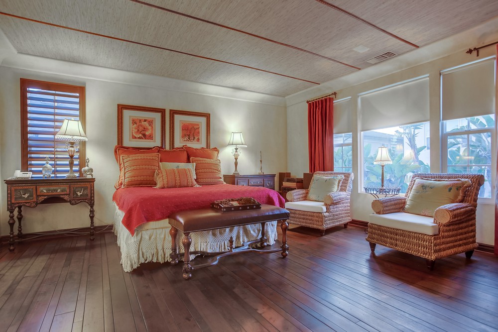 Virtual tour photo 56 of 103 for 15616 New Park Terrace