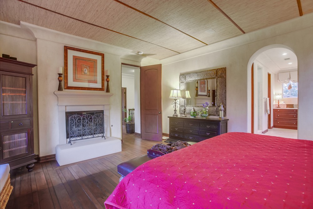Virtual tour photo 59 of 103 for 15616 New Park Terrace