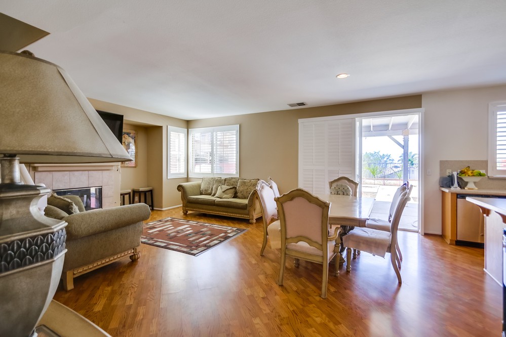Virtual tour photo 5 of 37 for 1562 Masterson Lane