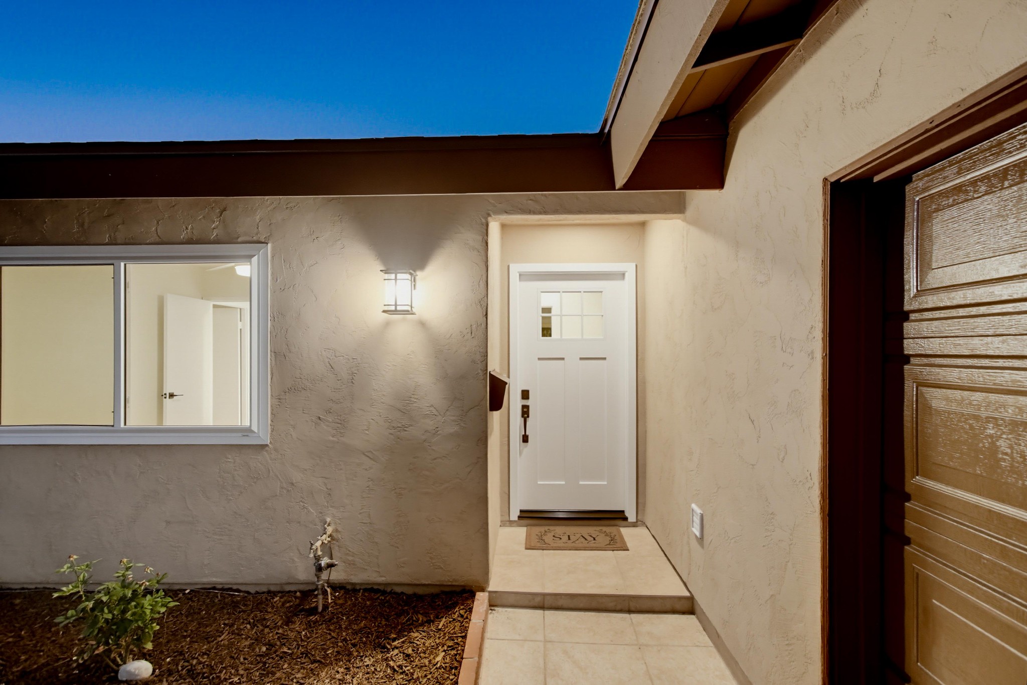 Virtual tour photo 6 of 63 for 1562 Oleander Ave