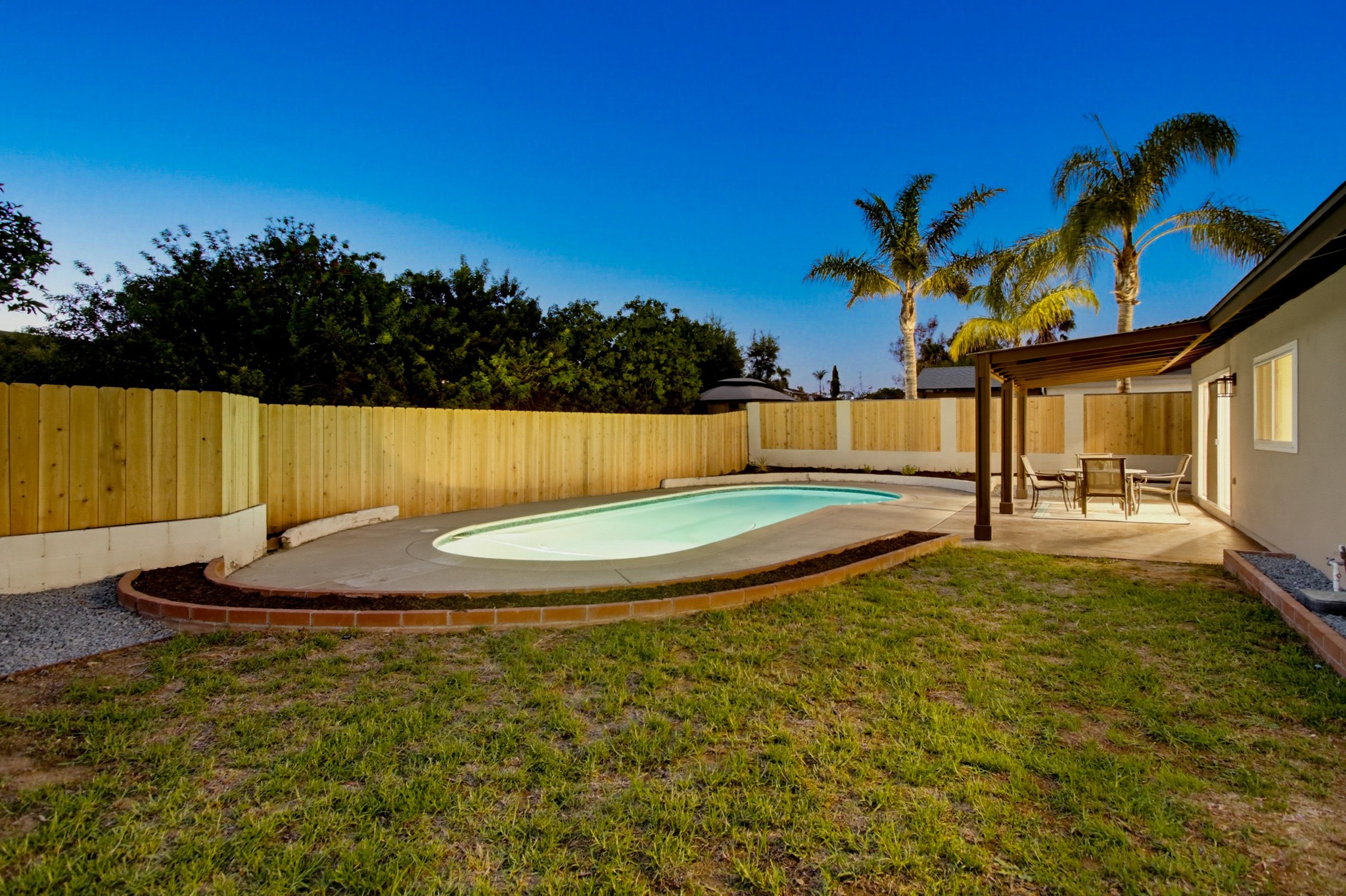 Virtual tour photo 16 of 63 for 1562 Oleander Ave