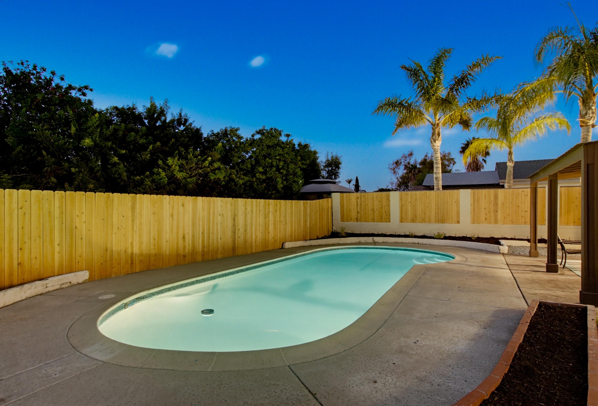 Virtual tour photo 17 of 63 for 1562 Oleander Ave