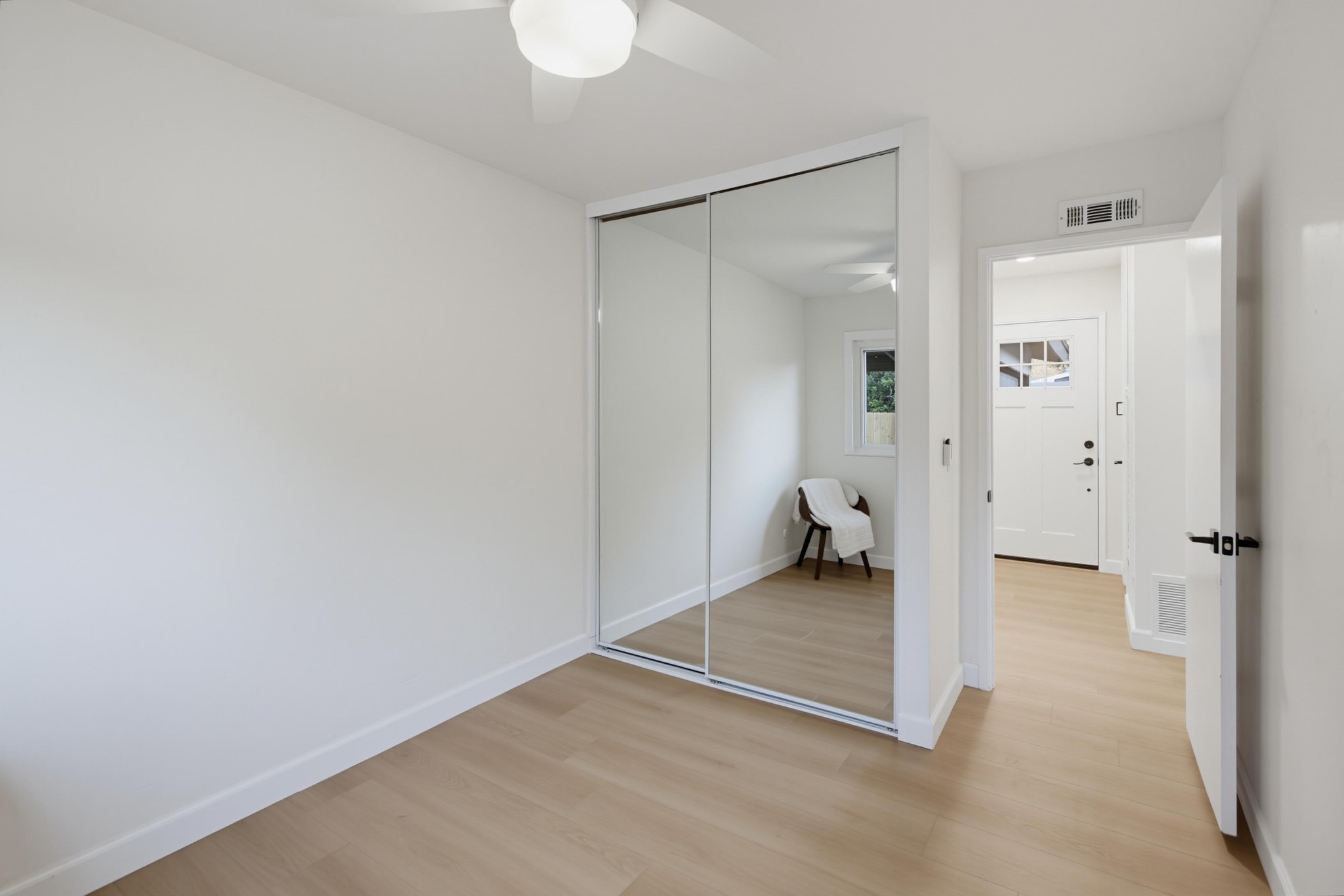 Virtual tour photo 28 of 63 for 1562 Oleander Ave