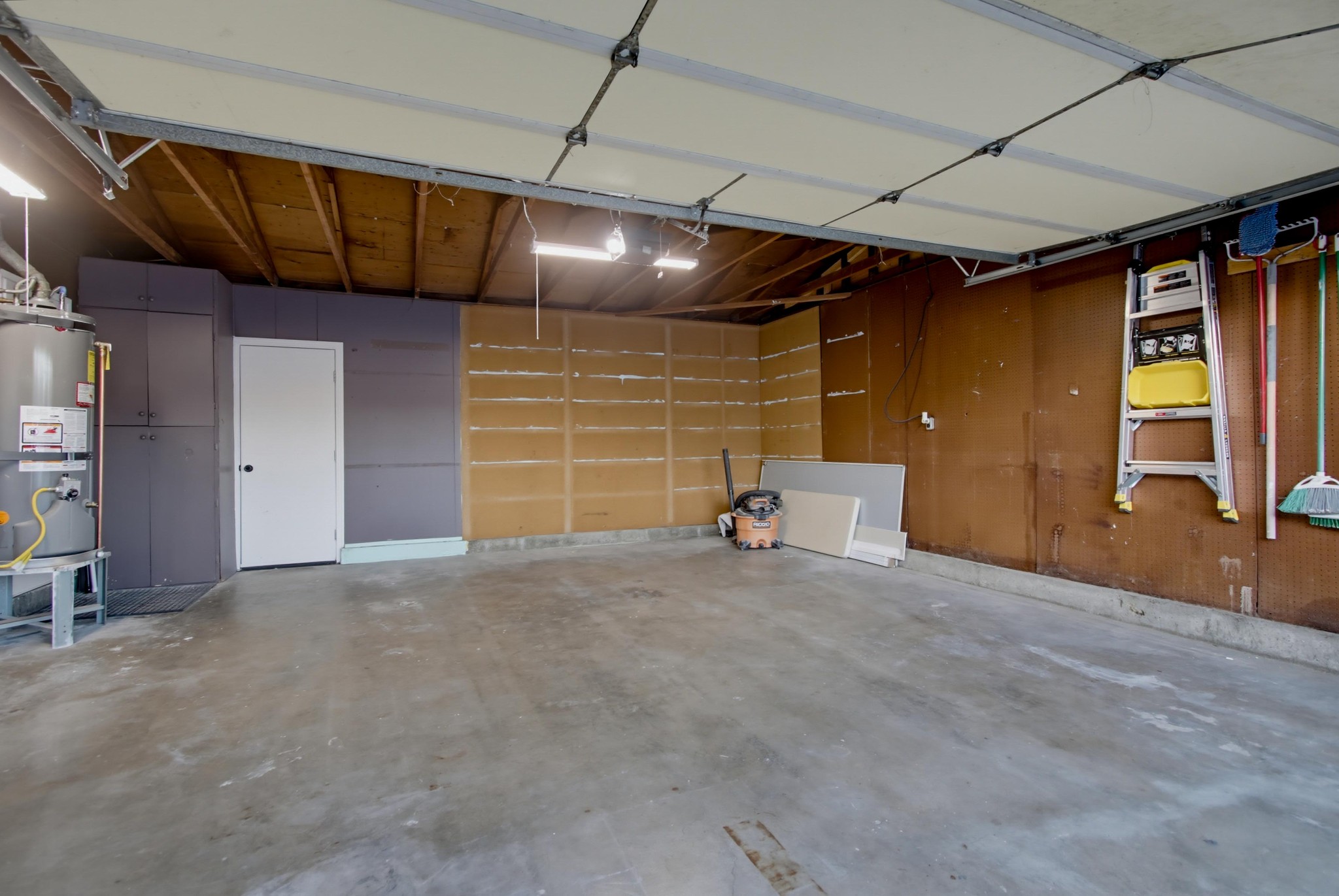 Virtual tour photo 44 of 63 for 1562 Oleander Ave