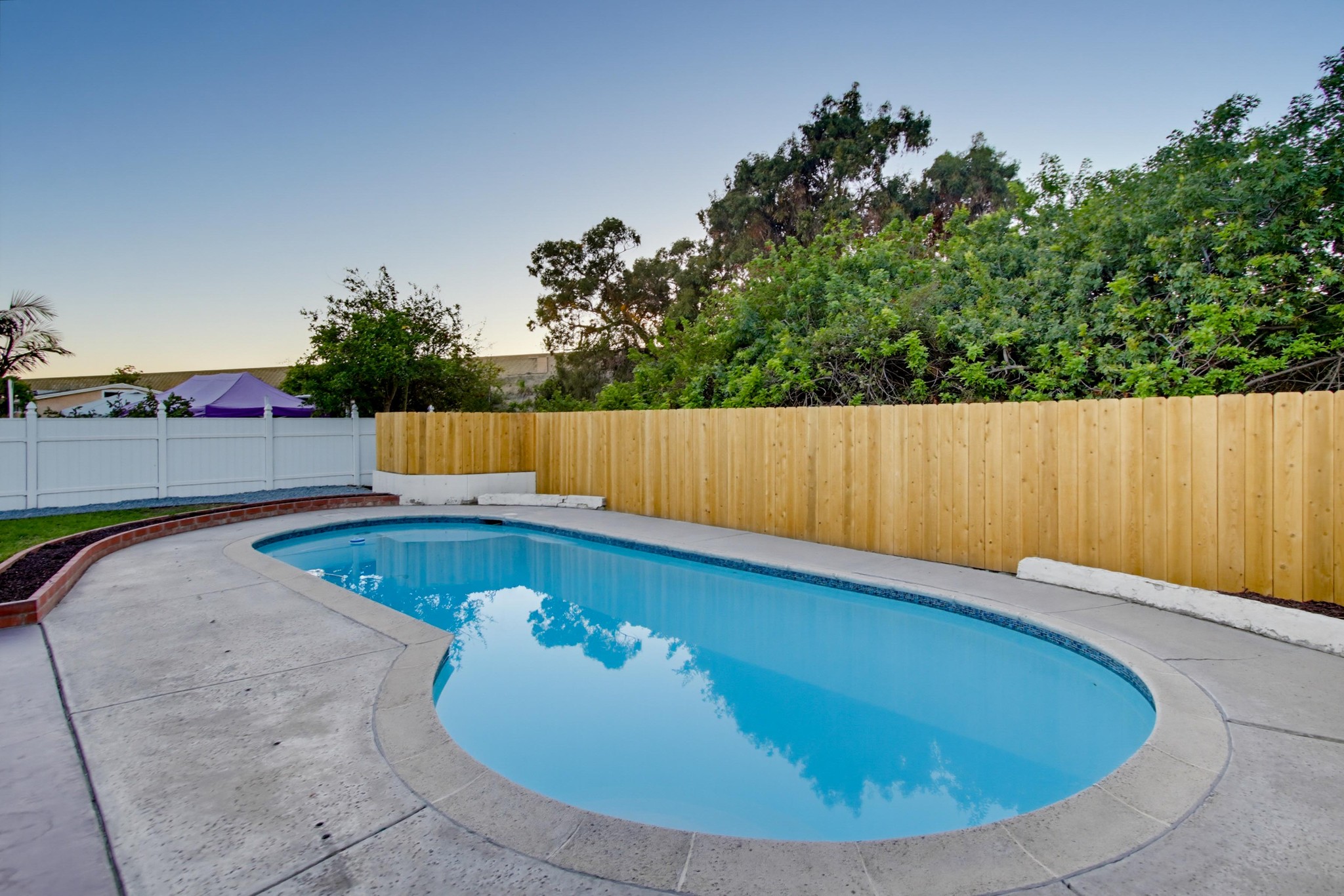 Virtual tour photo 52 of 63 for 1562 Oleander Ave