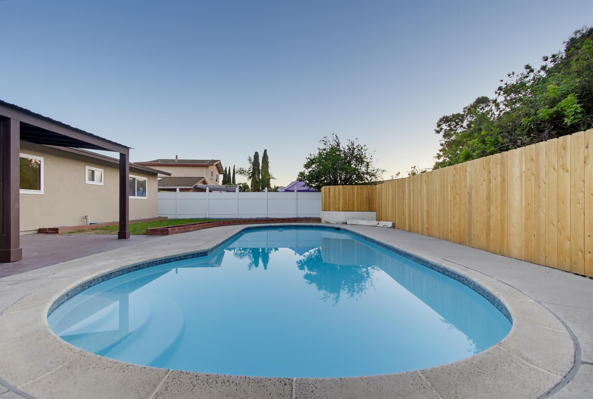 Virtual tour photo 53 of 63 for 1562 Oleander Ave