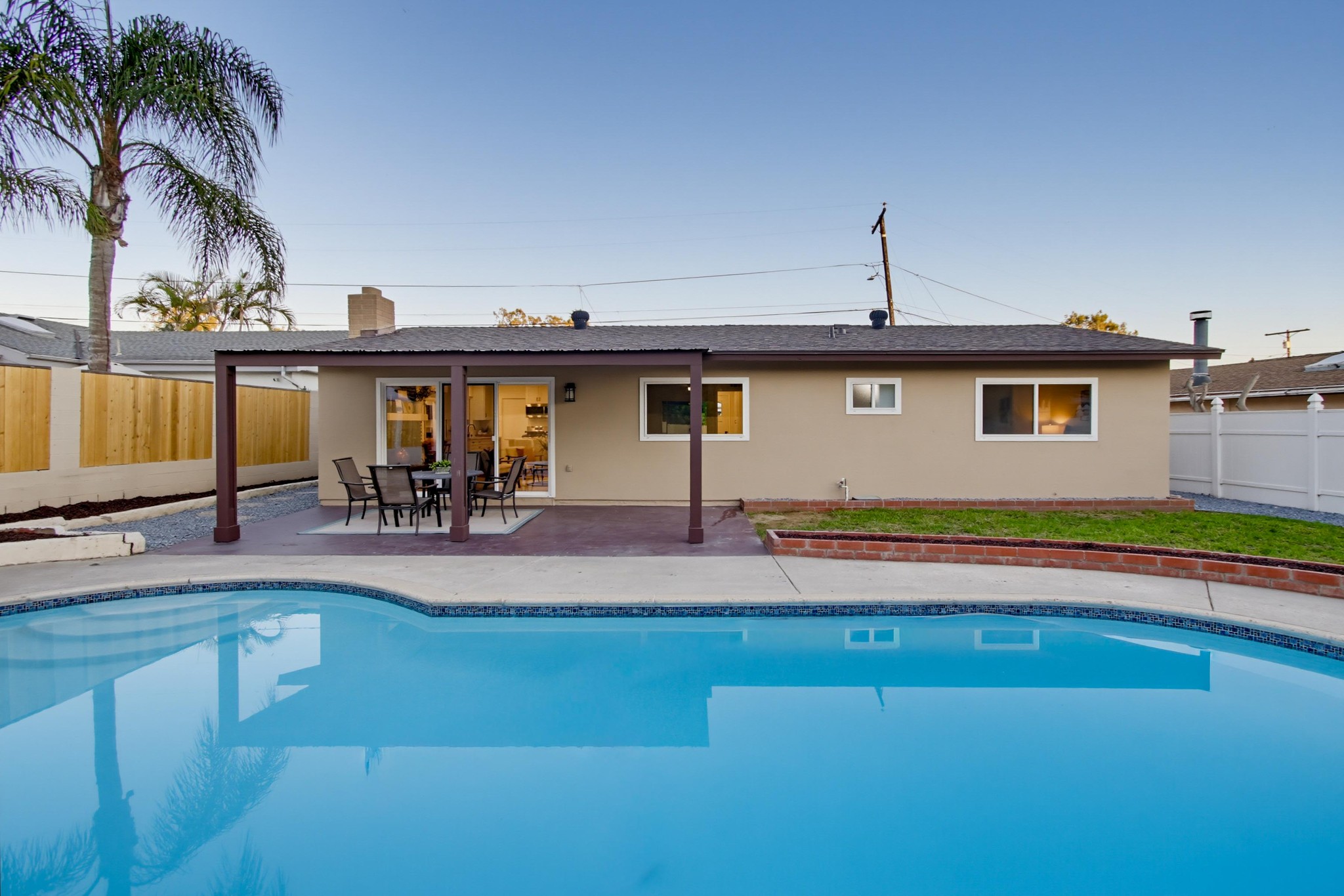 Virtual tour photo 56 of 63 for 1562 Oleander Ave