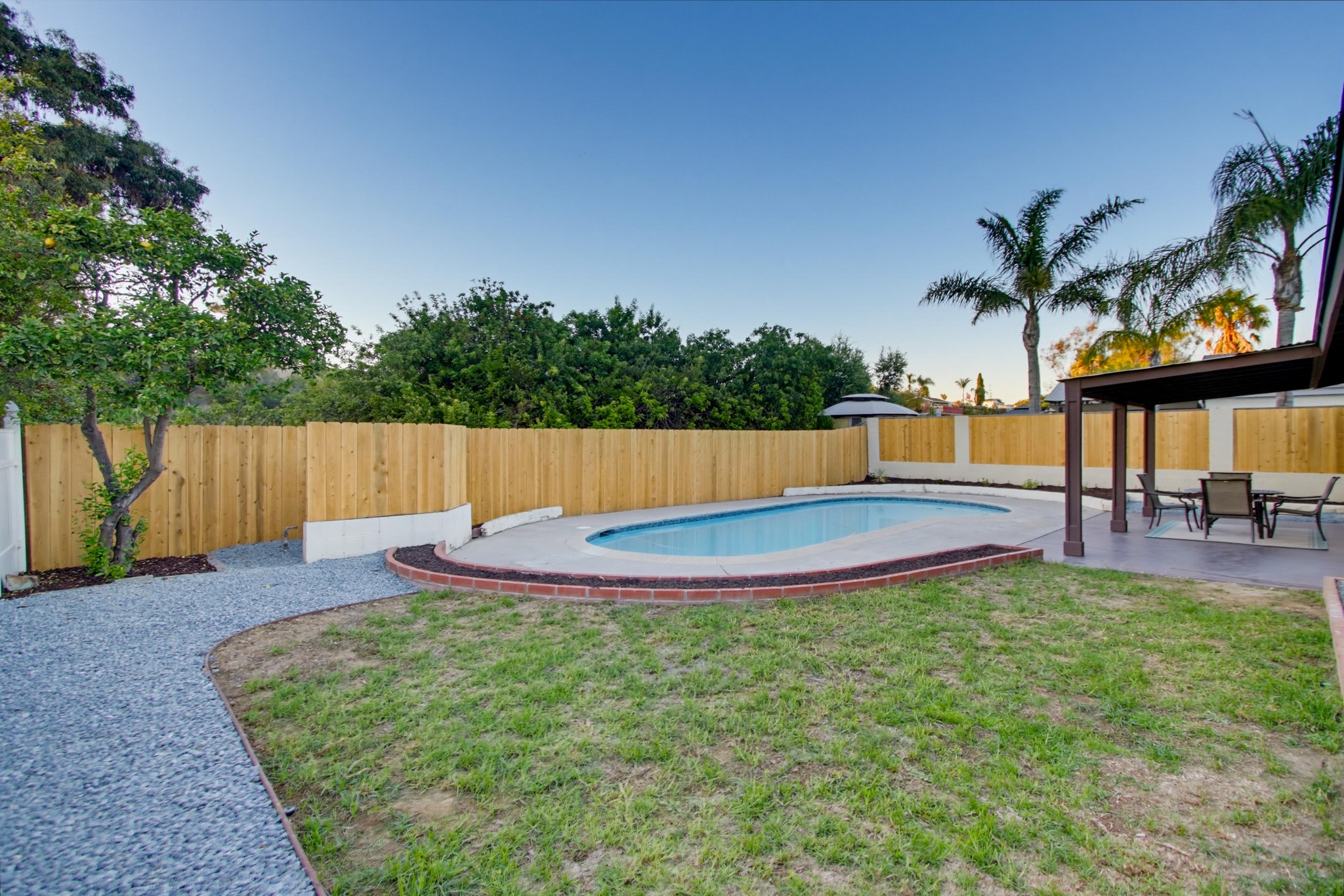 Virtual tour photo 61 of 63 for 1562 Oleander Ave