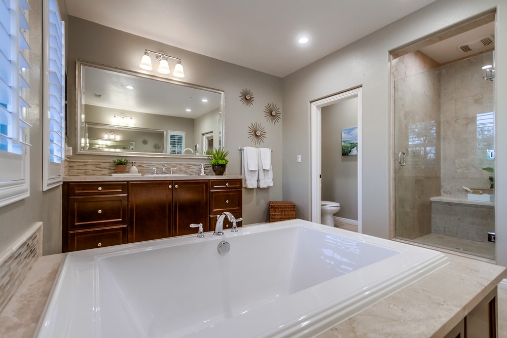 Virtual tour photo 82 of 146 for 15621 Beltaire Ln