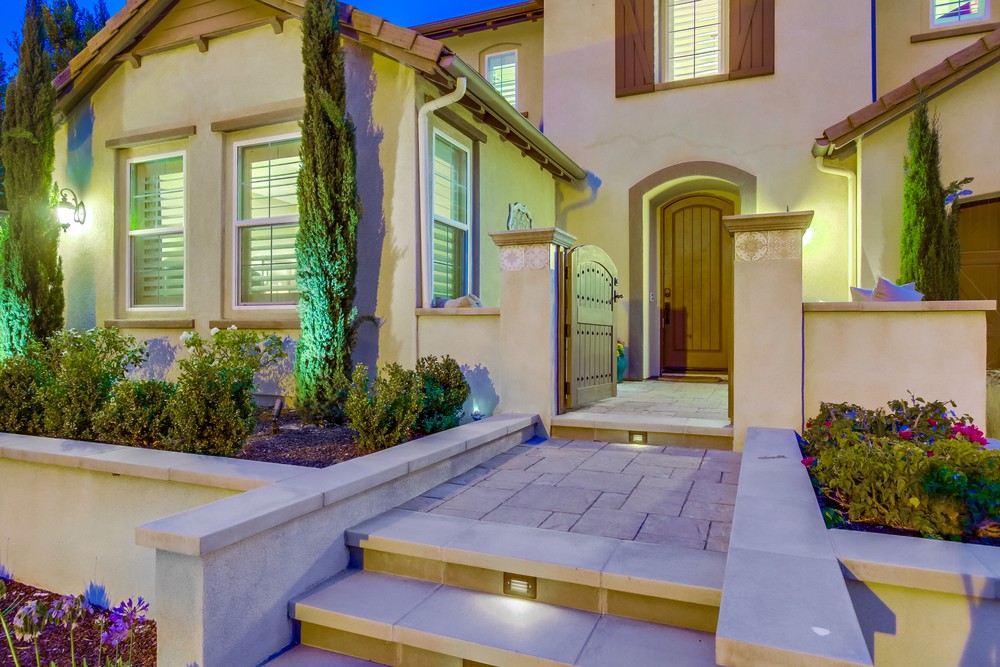 Virtual tour photo 5 of 74 for 15659 S Chevy Chase