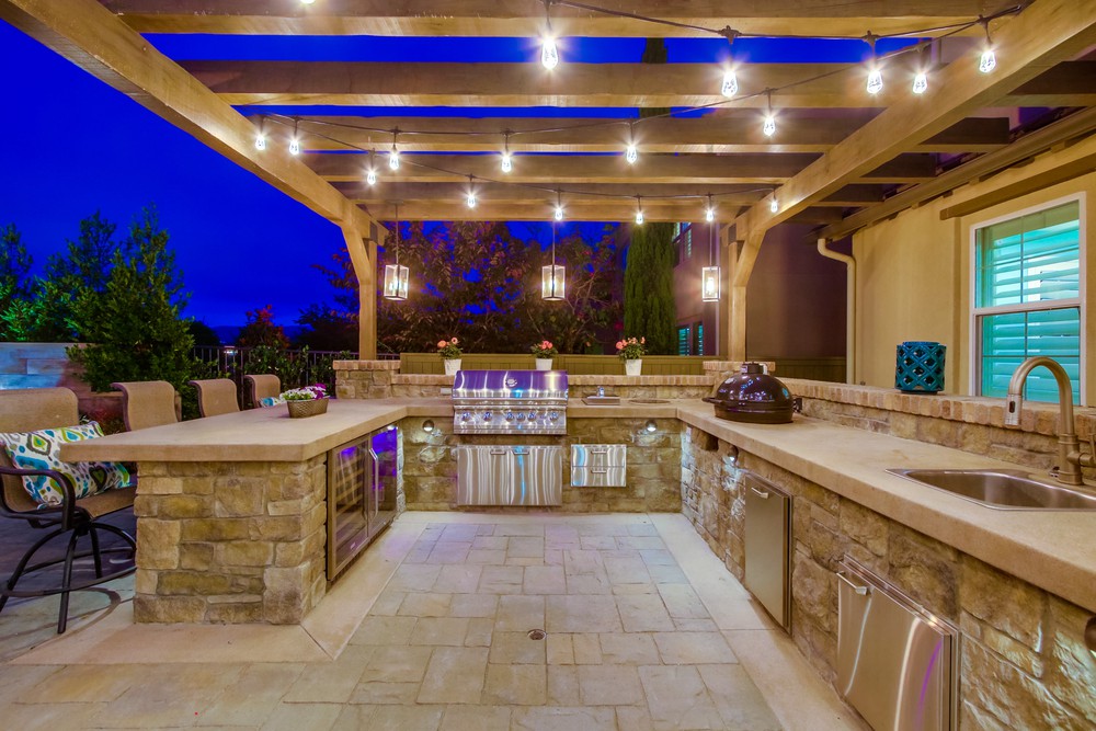 Virtual tour photo 10 of 74 for 15659 S Chevy Chase