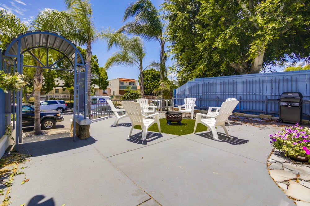 Virtual tour photo 7 of 49 for 1566 Reed Ave