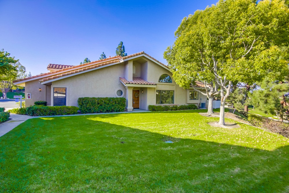 Virtual tour photo 5 of 39 for 15673 Via Calanova