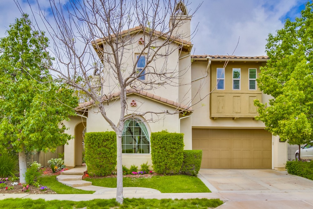 Virtual tour photo 1 of 45 for 15674 New Park Terrace