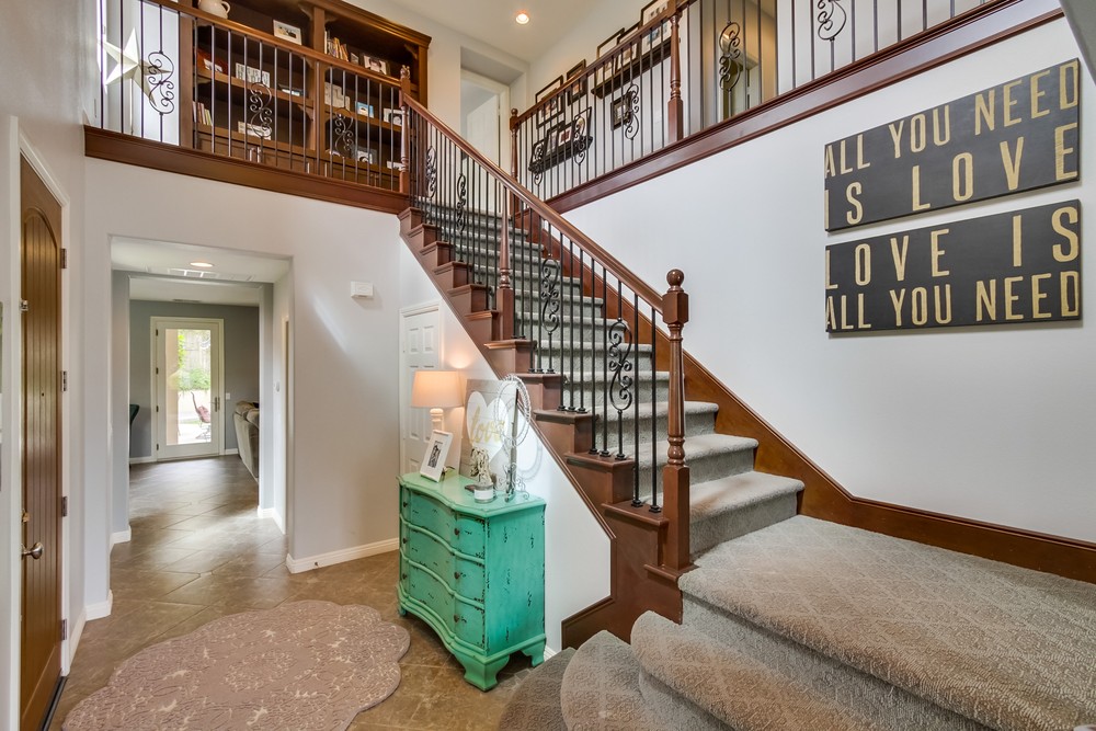 Virtual tour photo 25 of 45 for 15674 New Park Terrace