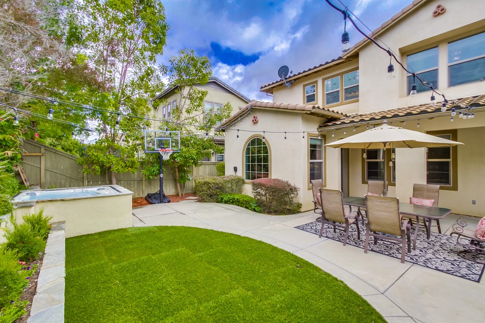 Virtual tour photo 43 of 45 for 15674 New Park Terrace