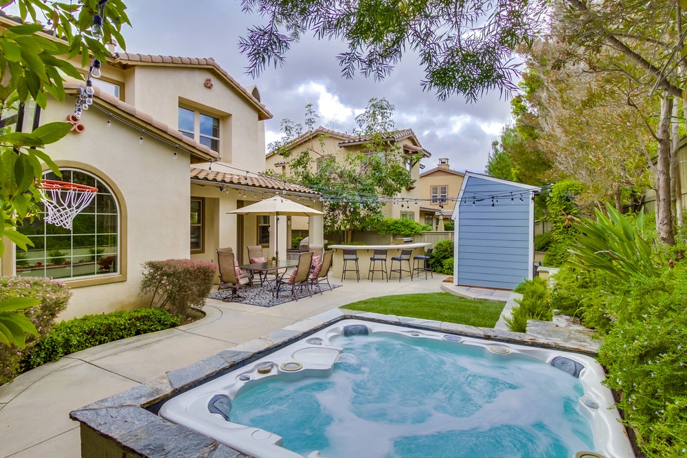 15674 New Park Terrace Rancho Photos