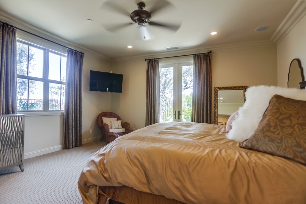 Virtual tour photo 32 of 71 for 15688 Beltaire Ln