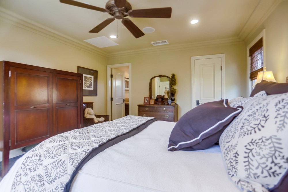 Virtual tour photo 43 of 71 for 15688 Beltaire Ln