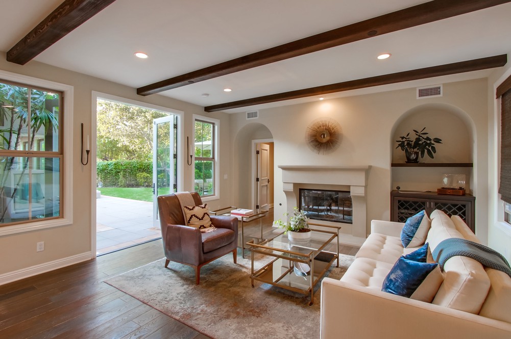 Virtual tour photo 13 of 63 for 15692 Beltaire Ln