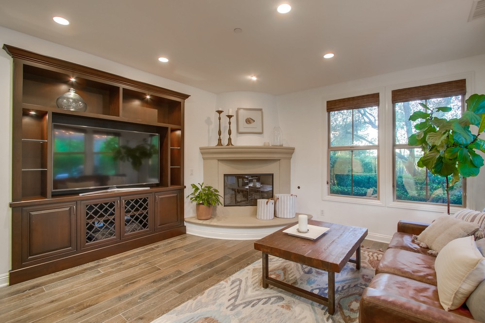 Virtual tour photo 20 of 63 for 15692 Beltaire Ln
