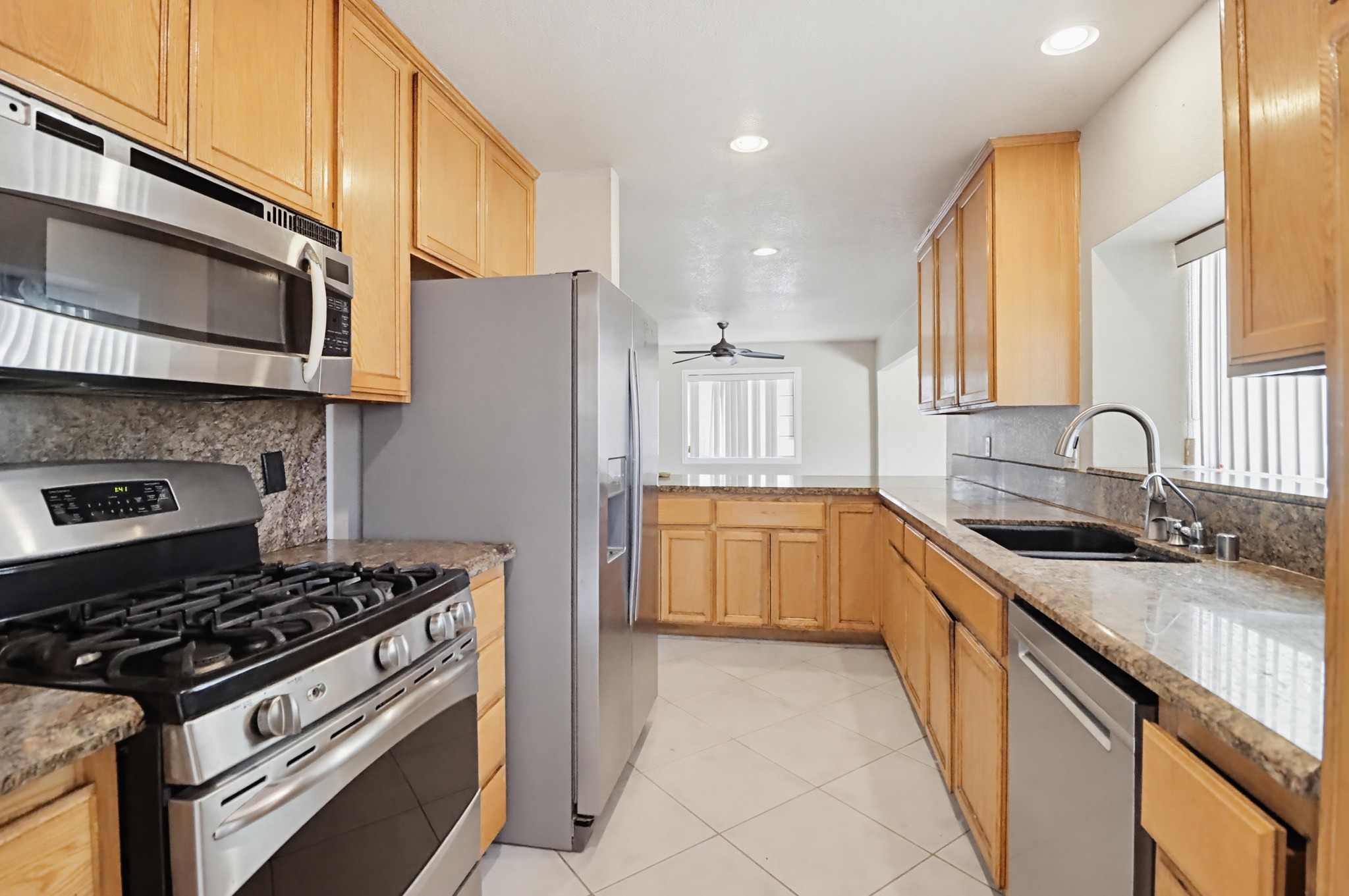 Virtual tour photo 17 of 45 for 1572 Antoine Dr