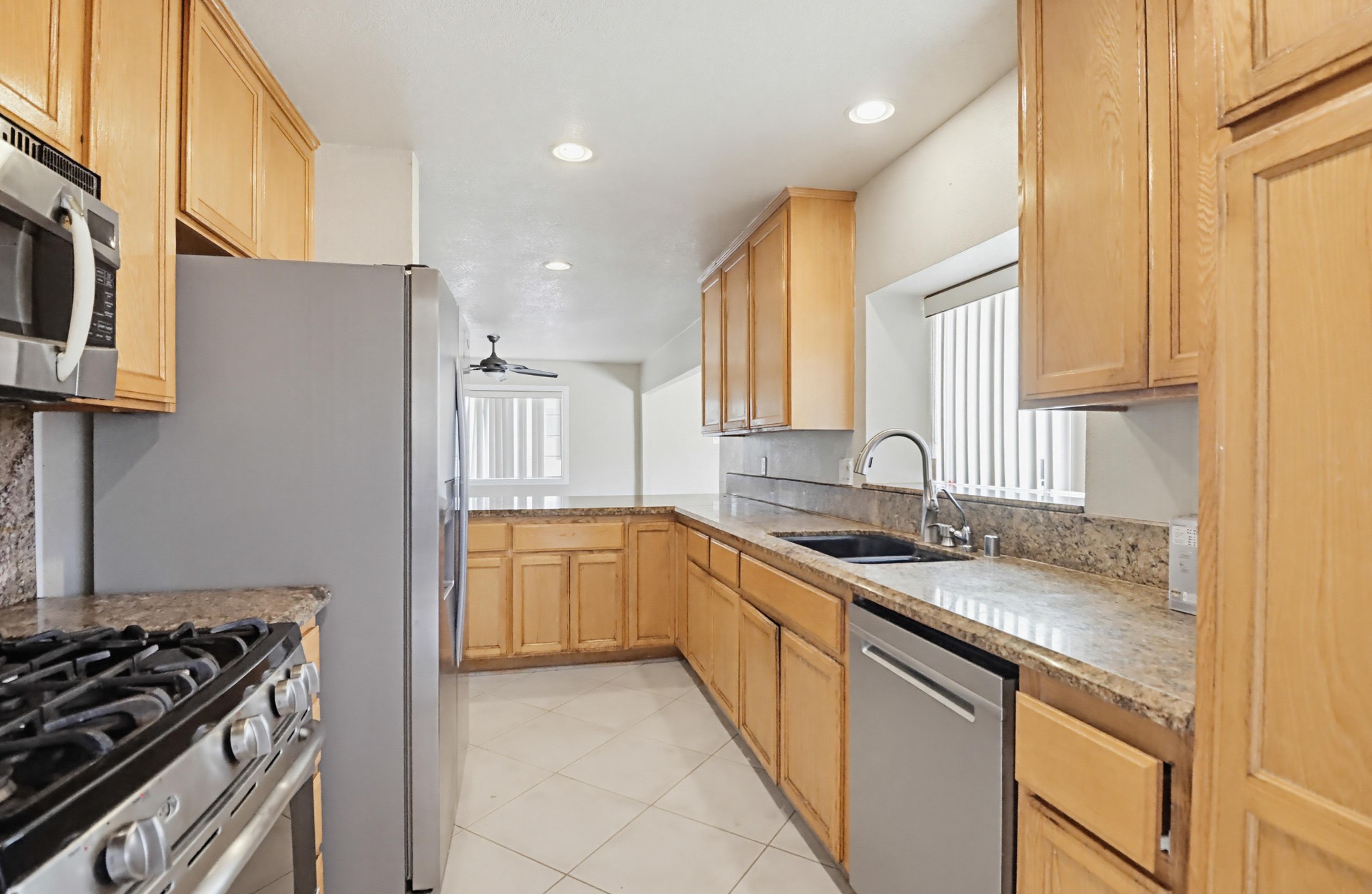 Virtual tour photo 18 of 45 for 1572 Antoine Dr