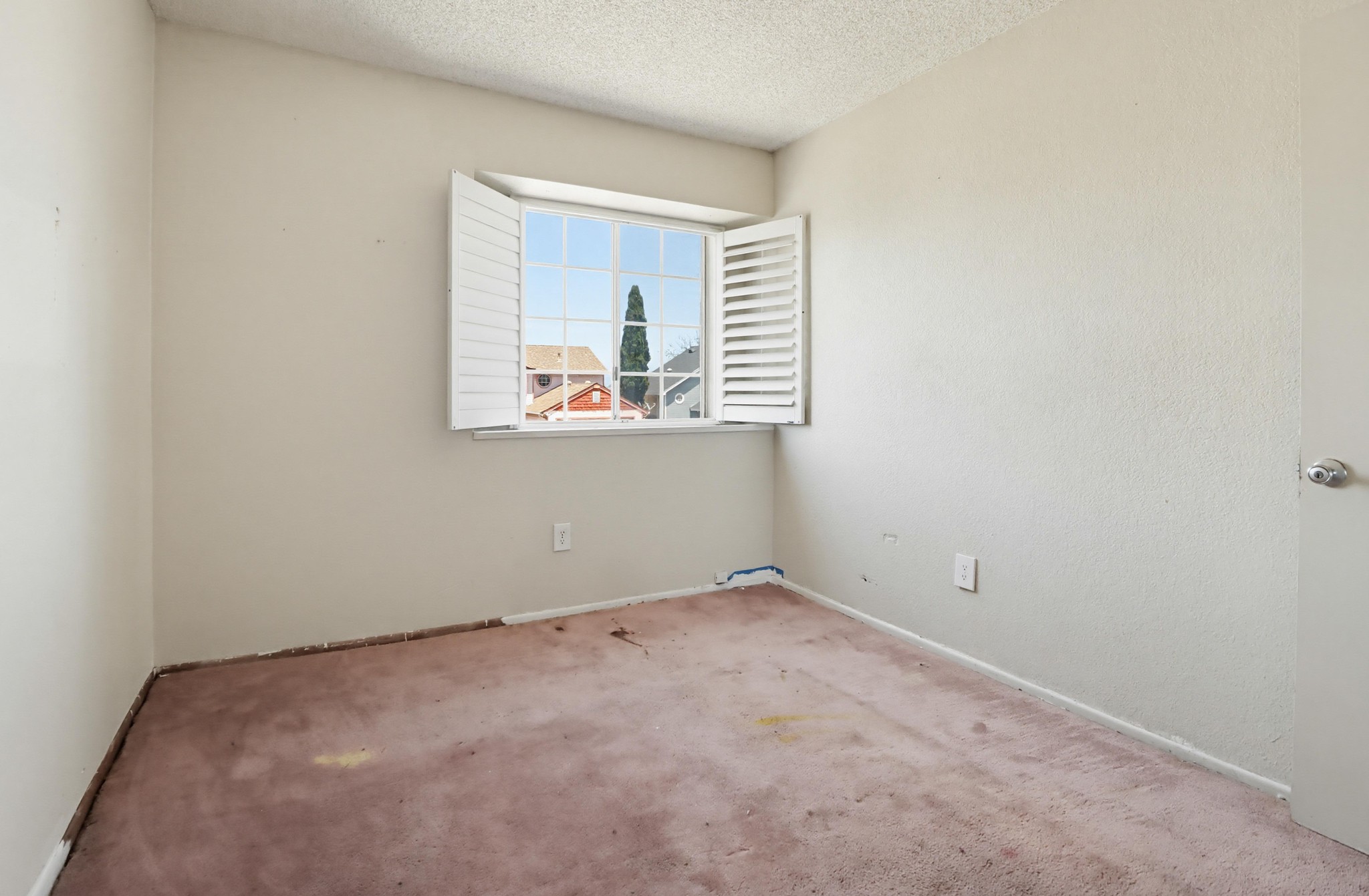 Virtual tour photo 30 of 45 for 1572 Antoine Dr
