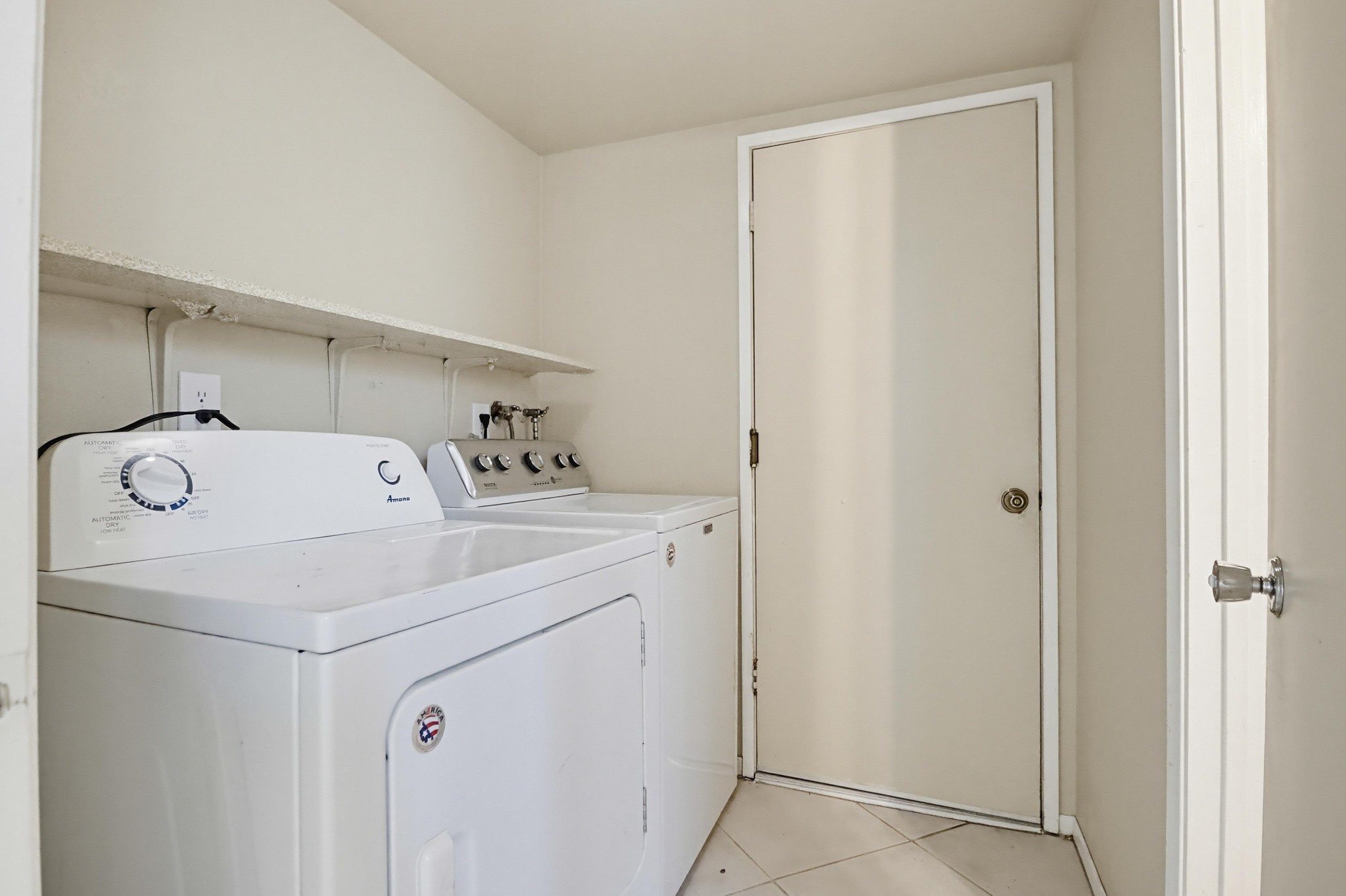 Virtual tour photo 36 of 45 for 1572 Antoine Dr