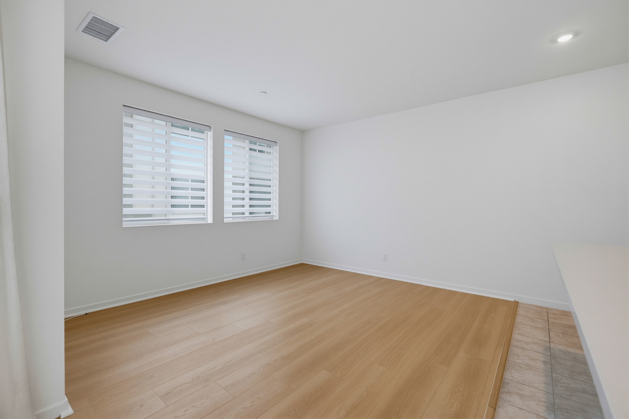 Virtual tour photo 8 of 69 for 1572 Lima Wy