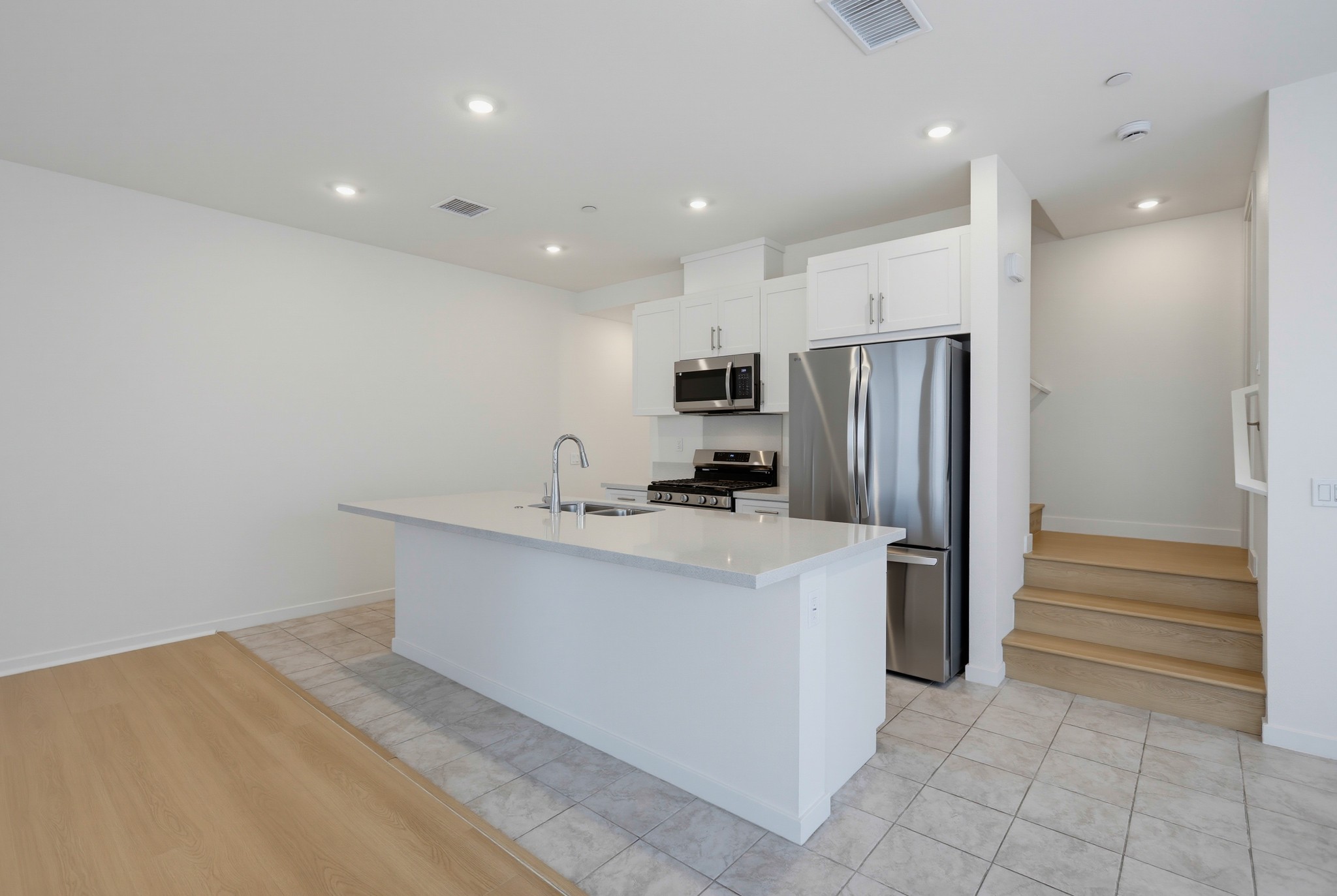 Virtual tour photo 11 of 69 for 1572 Lima Wy