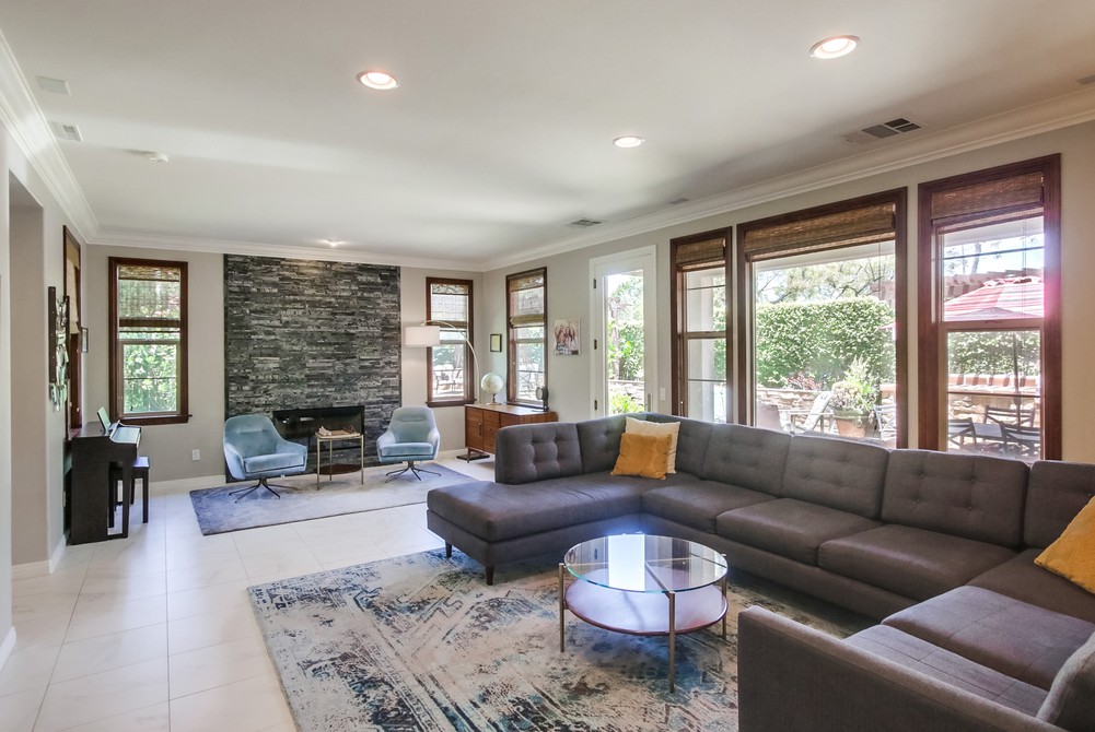 Virtual tour photo 6 of 52 for 15720 Via Montecristo