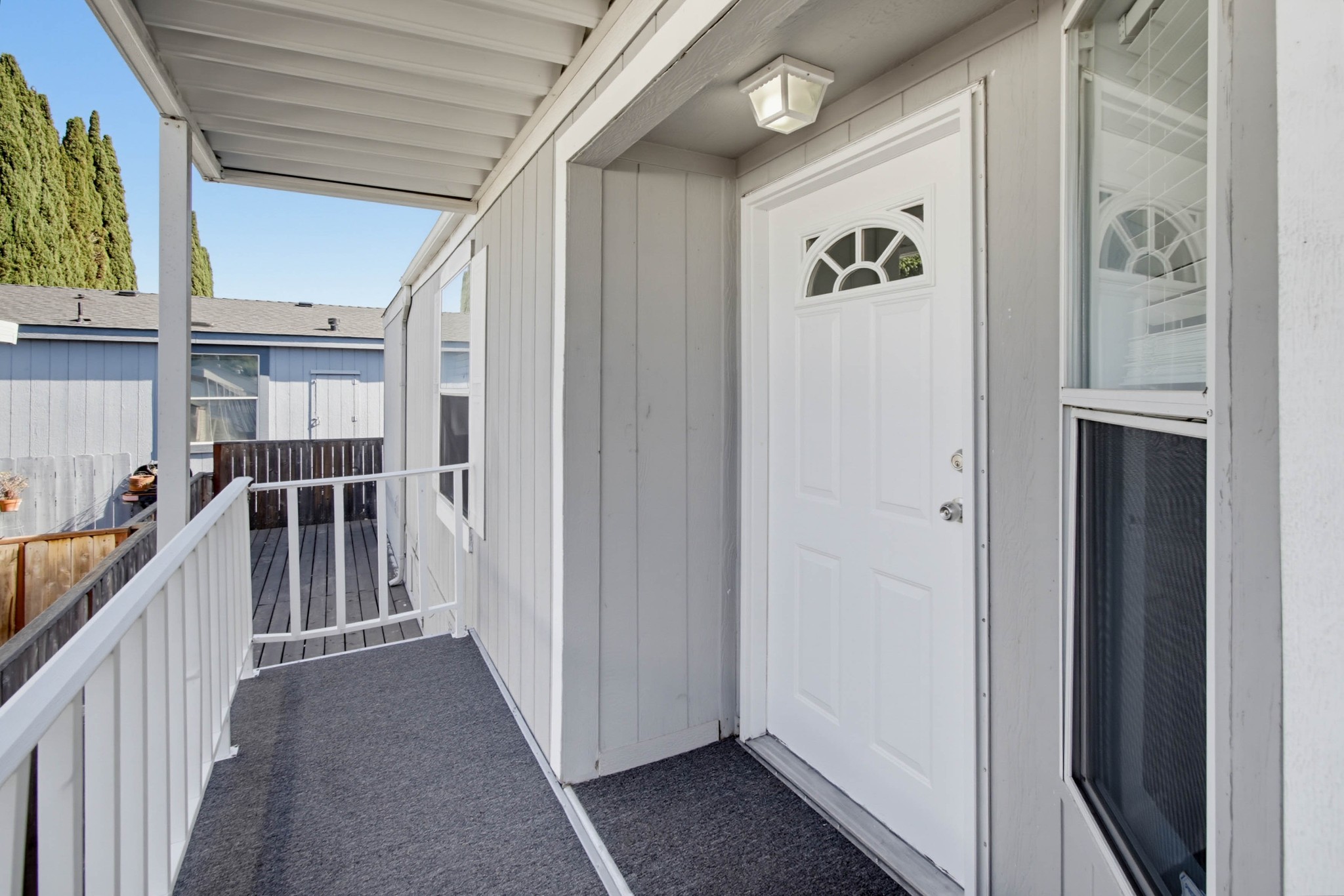 Virtual tour photo 5 of 44 for 1575 W Valley Pkwy