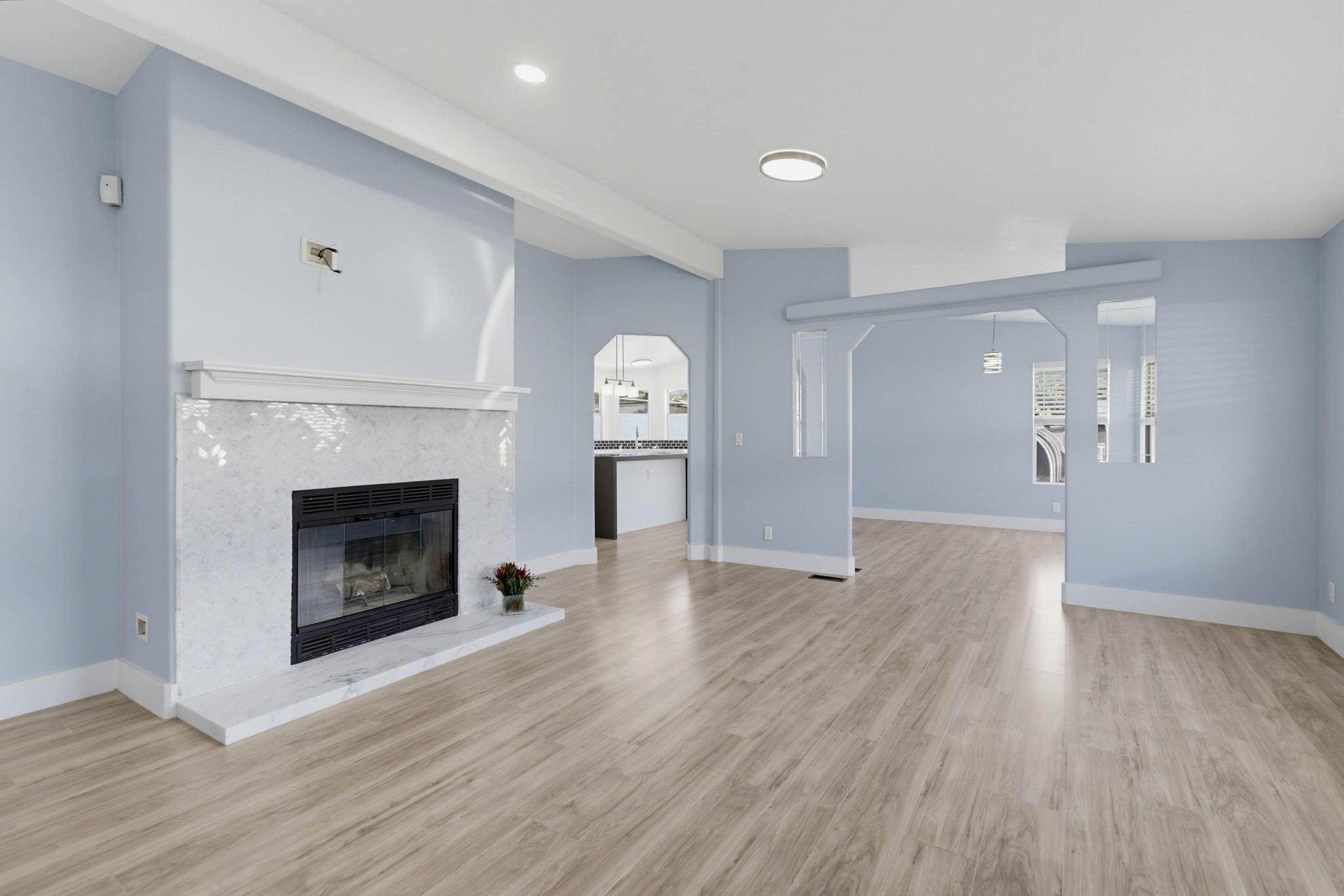 Virtual tour photo 6 of 44 for 1575 W Valley Pkwy